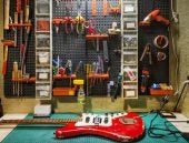 Elektronica van een elektrische gitaar repareren? Zo doe je het zelf!
