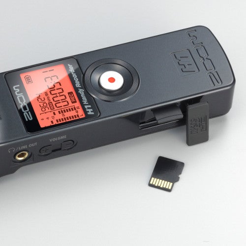 Comment les enregistrements sont-ils stockés, et de combien d'espaces de stockage puis-je disposer ? Comment les enregistrements sont-ils stockés, et de combien d'espaces de stockage puis-je disposer ?