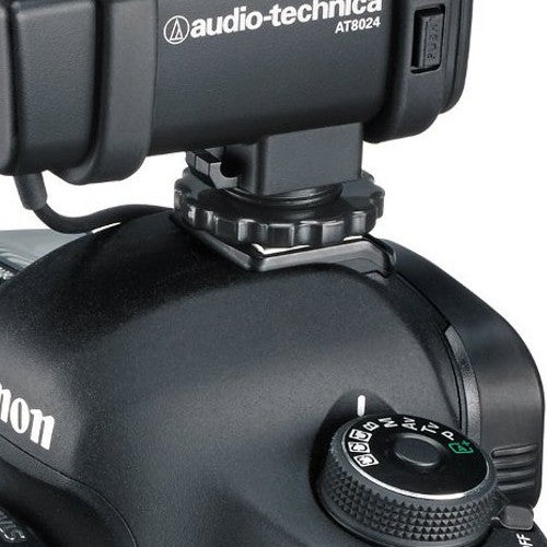 Puis-je monter le micro directement sur ma caméra ? Puis-je monter le micro directement sur ma caméra ?