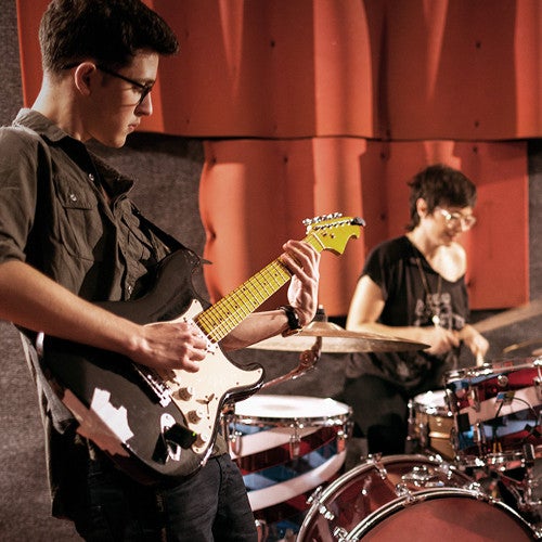 Quels sont les avantages d'un système sans fil pour guitare ? Quels sont les avantages d'un système sans fil pour guitare ?