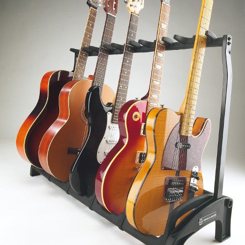 Puis-je placer plusieurs guitares sur un même stand ?