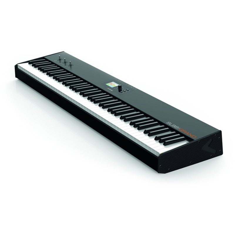 5. Quel est l'intérêt d'un grand clavier MIDI (61 ou 88 touches) ?